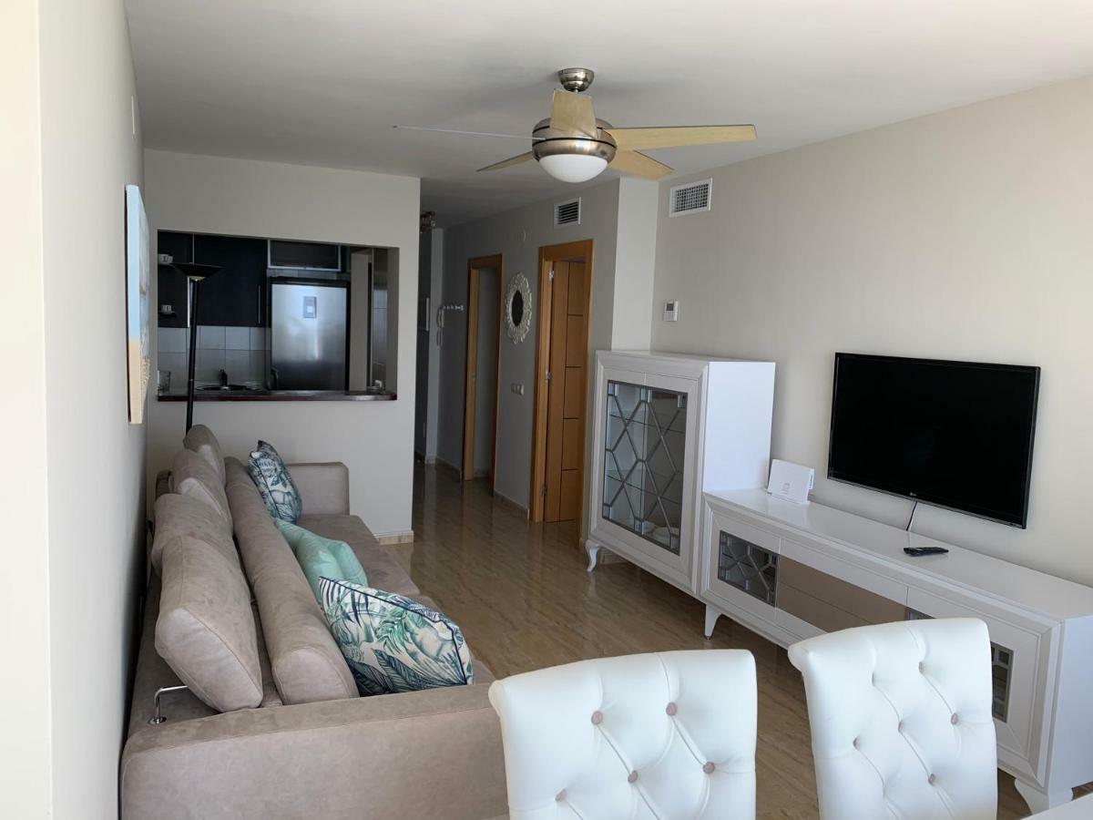 Apartament Aguamarina On The Beach Front Lejlighed Mijas Costa Eksteriør billede