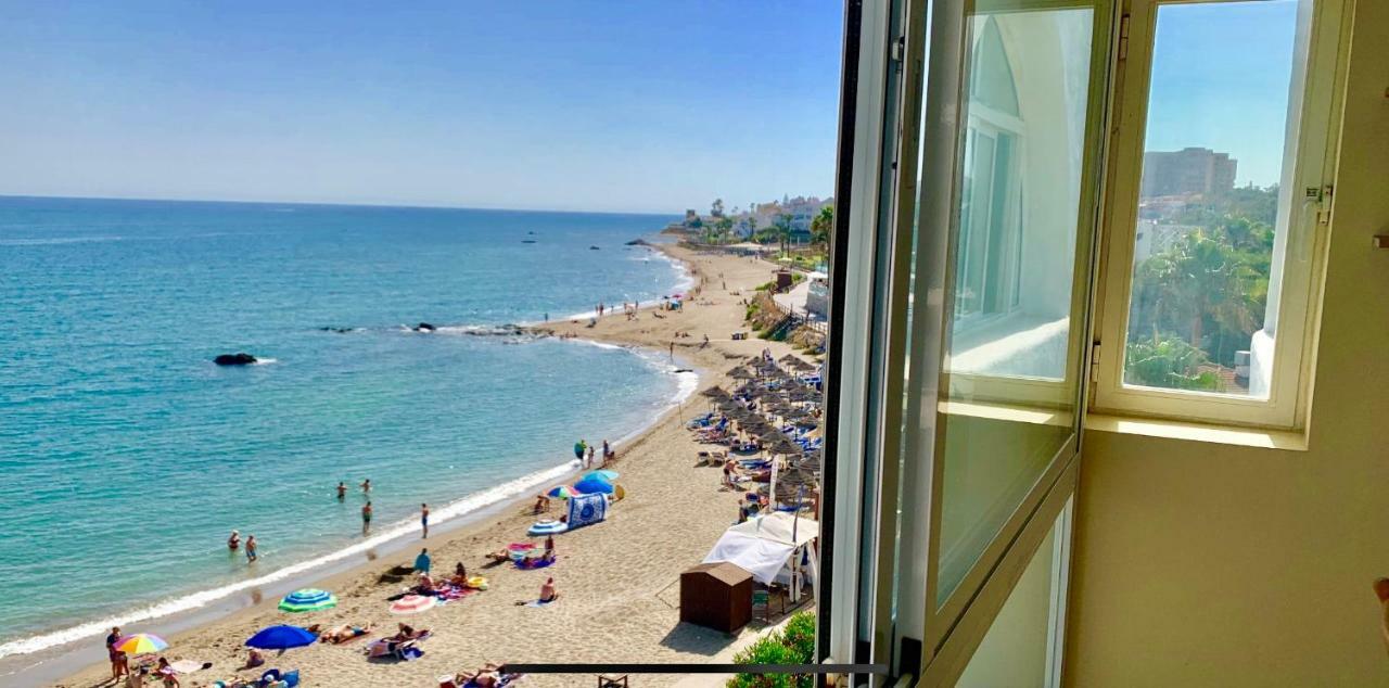 Apartament Aguamarina On The Beach Front Lejlighed Mijas Costa Eksteriør billede