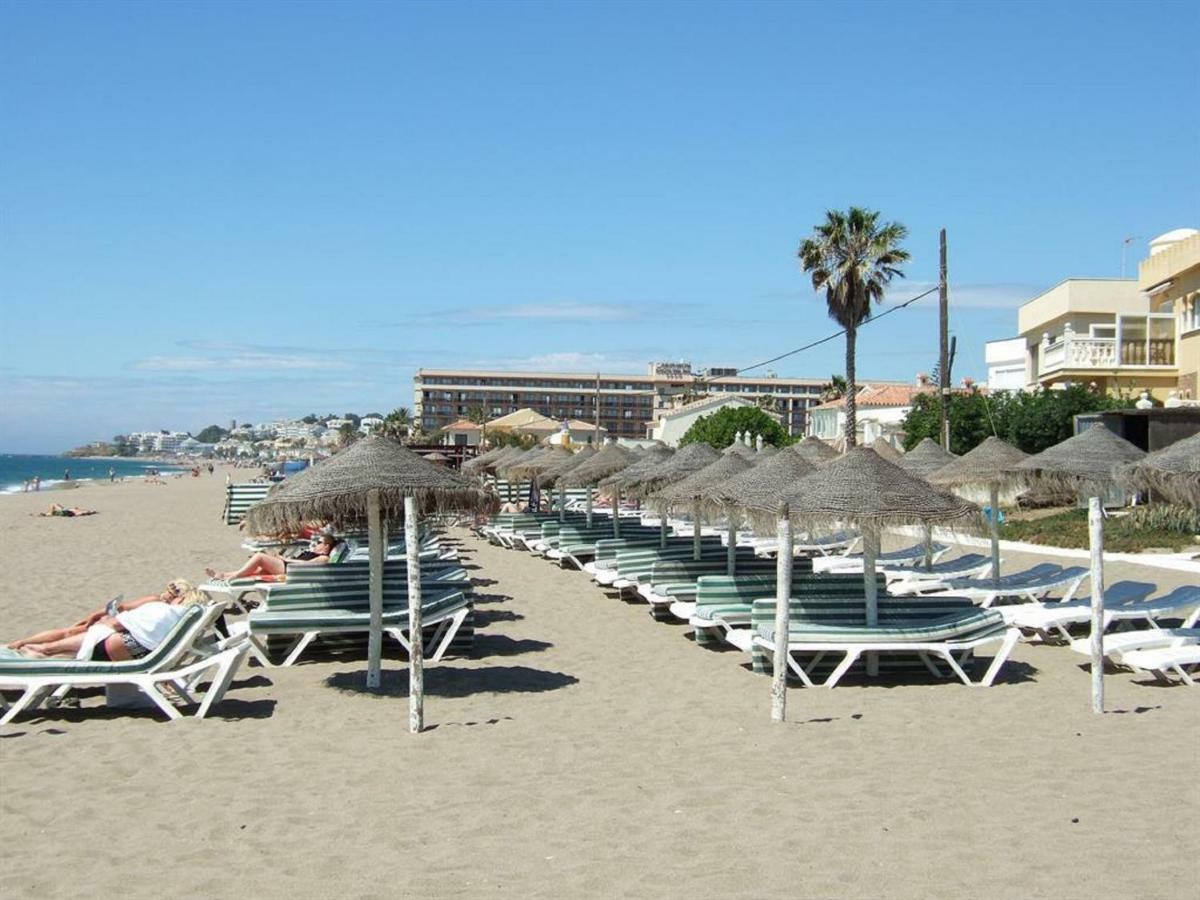 Apartament Aguamarina On The Beach Front Lejlighed Mijas Costa Eksteriør billede